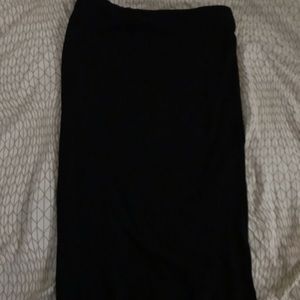 Black tight thin skirt